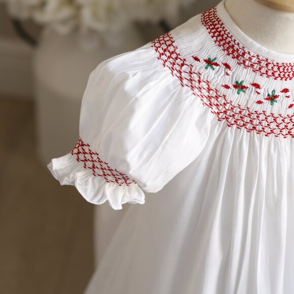 Strasburg Smocked White Bishop with Red & Green Embroidery RARE FIND 9/12 Months - Picture 2 of 6